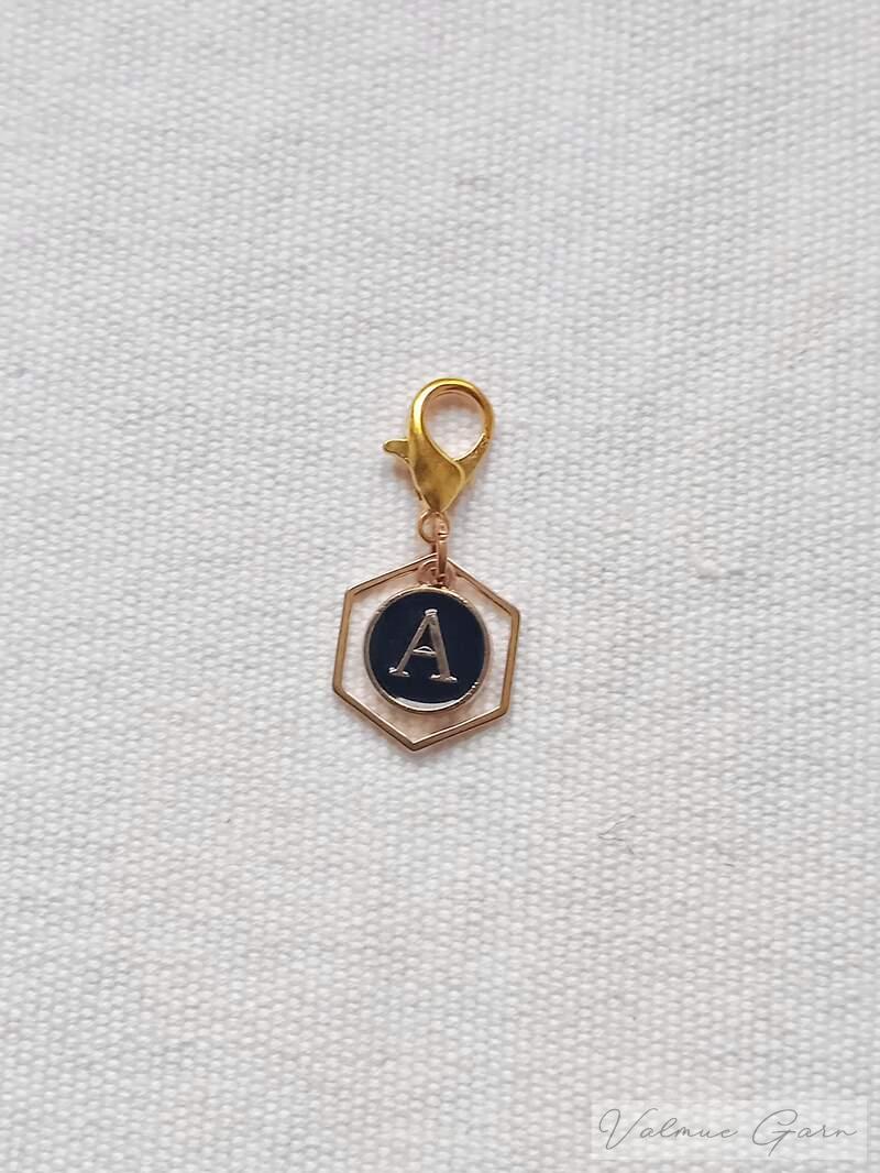 "A" černé 16 mm